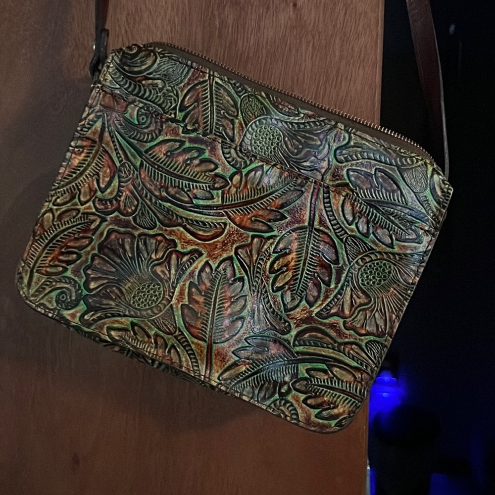 Patricia Nash crossbody gently used